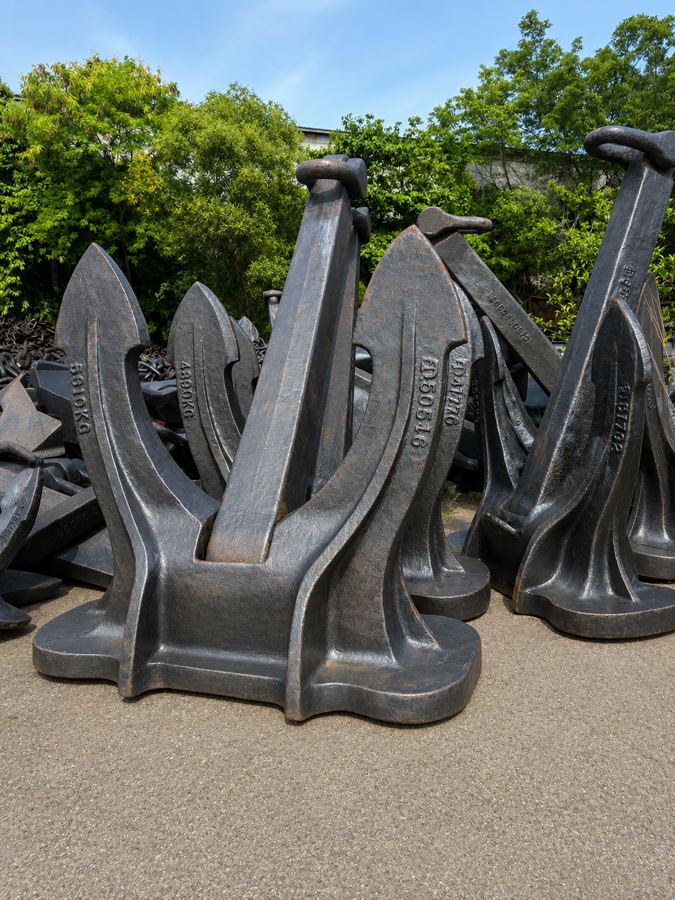 Class-approved anchors stocked and ready in Zheng Da yard